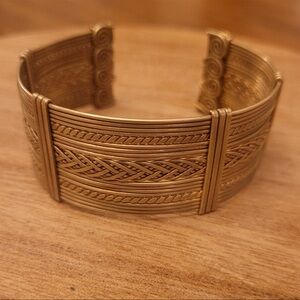 Elegant Amber Beaded Necklace